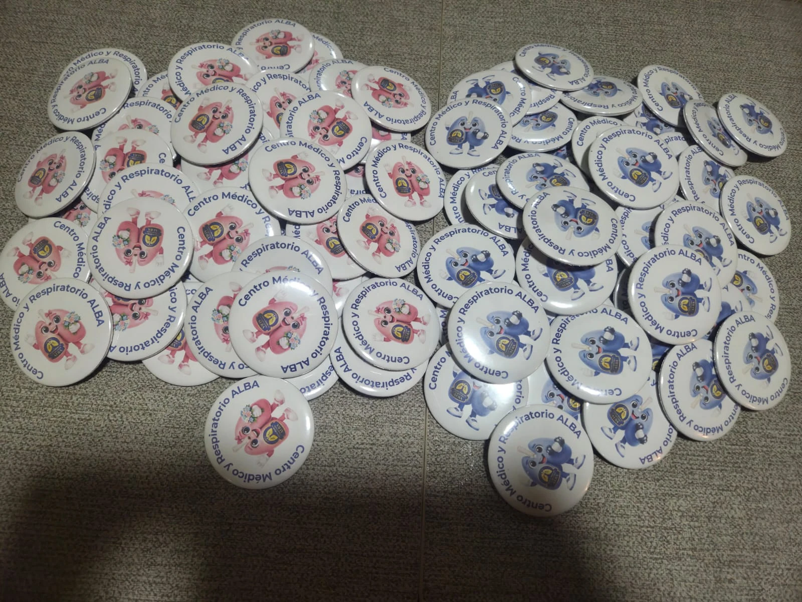 Chapitas publicitarias alfiler 8